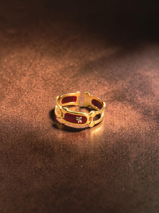 Cloche Ring